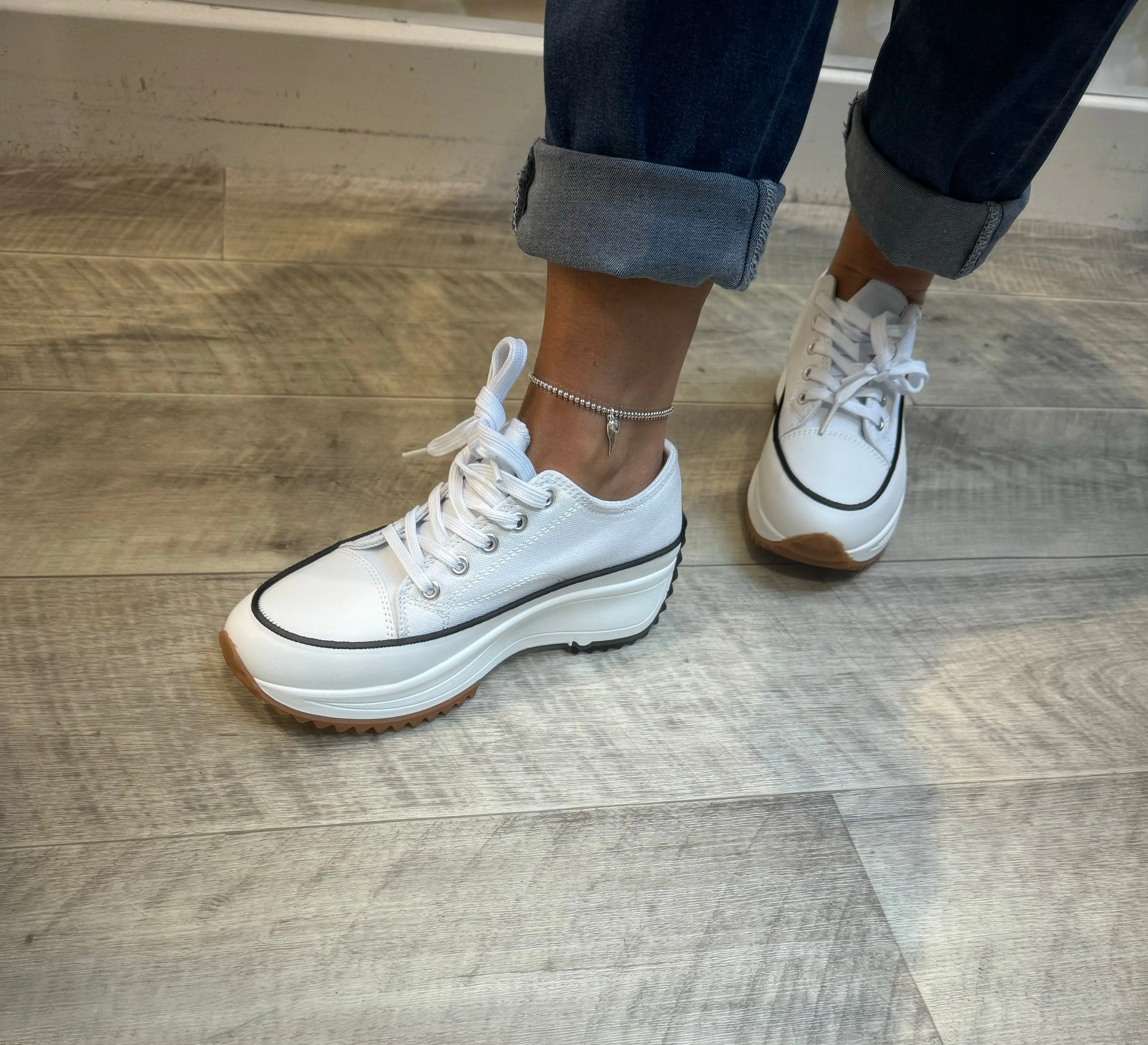 Canvas Lace up Wedge Trainer