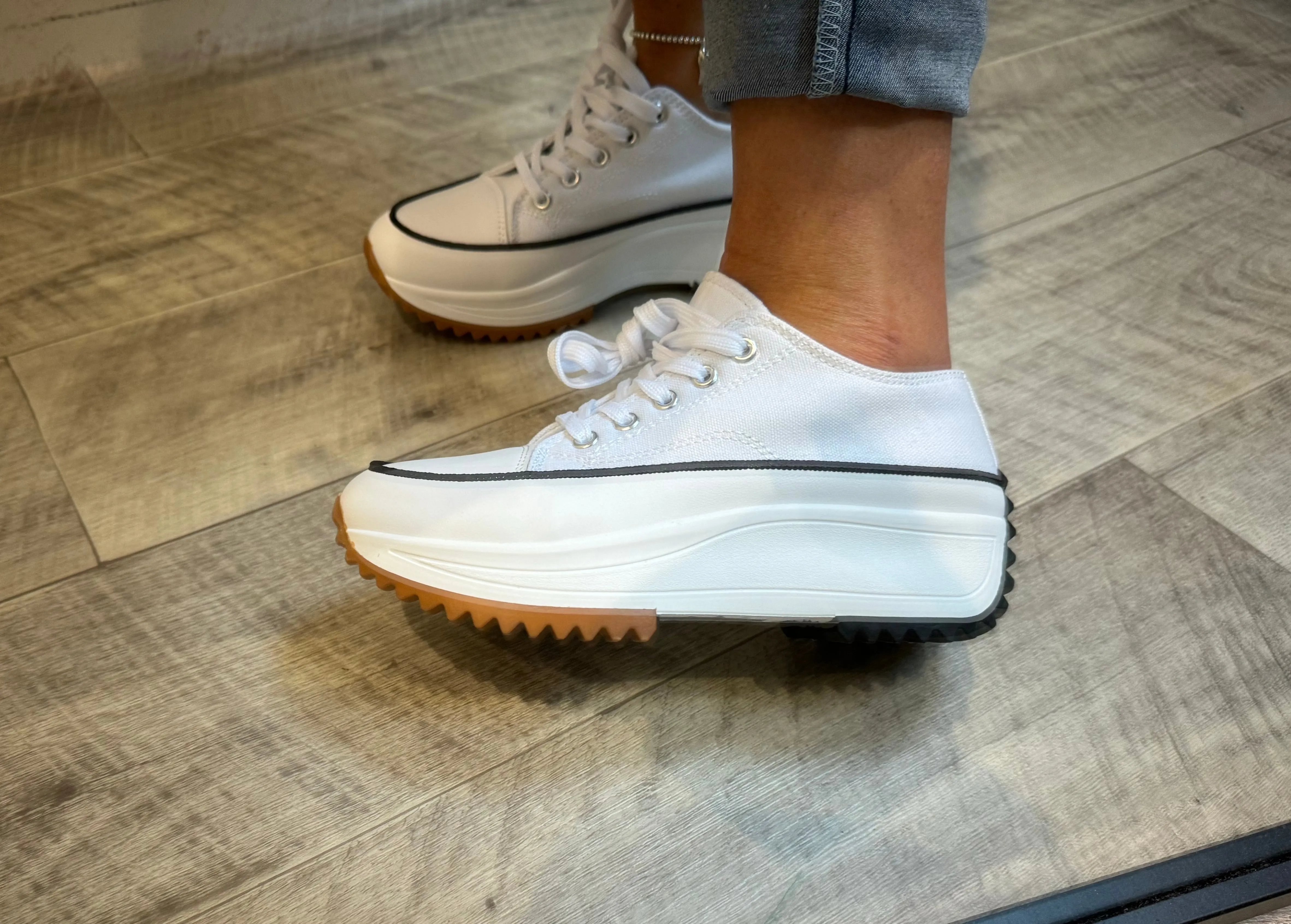Canvas Lace up Wedge Trainer