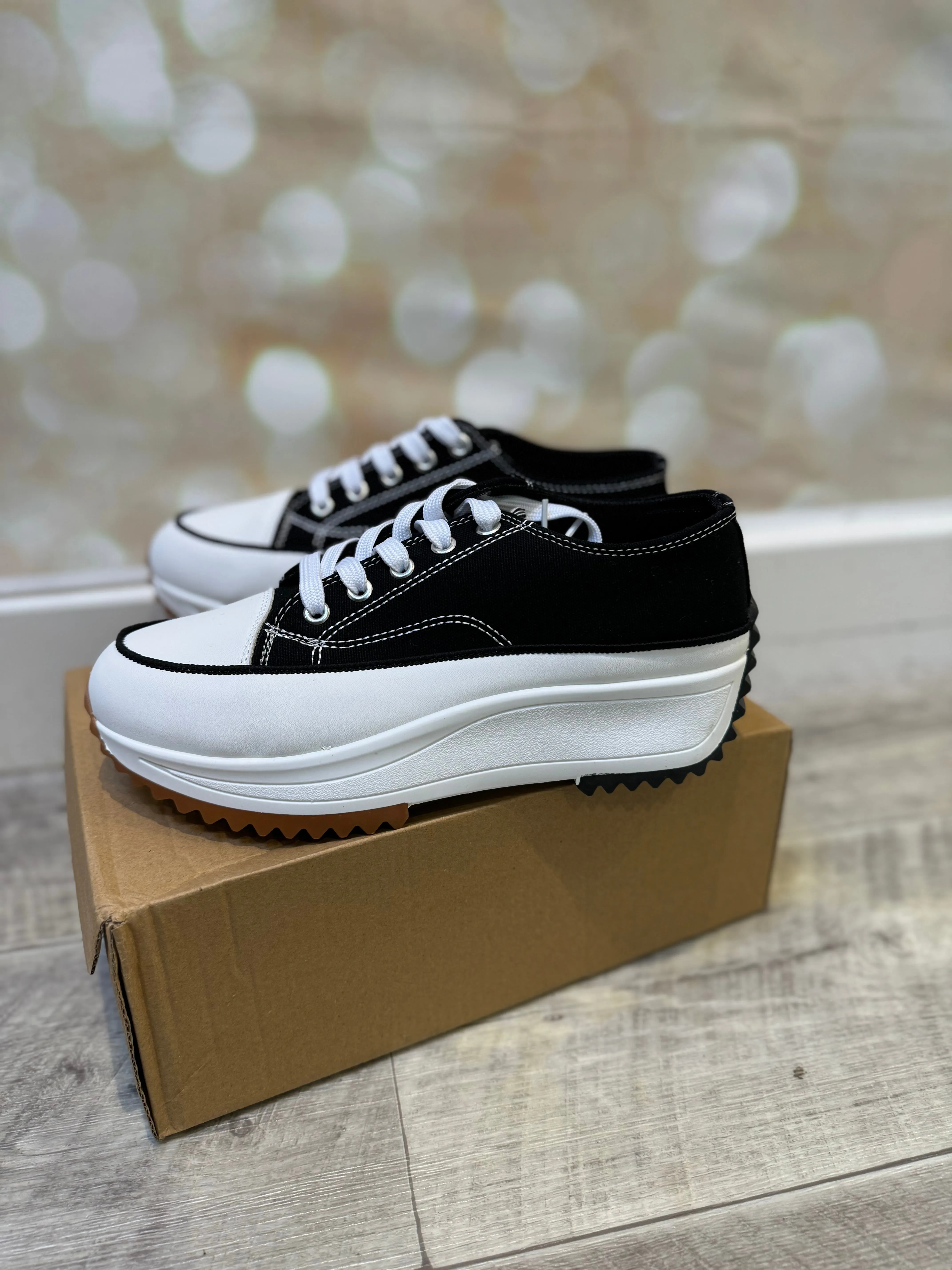 Canvas Lace up Wedge Trainer