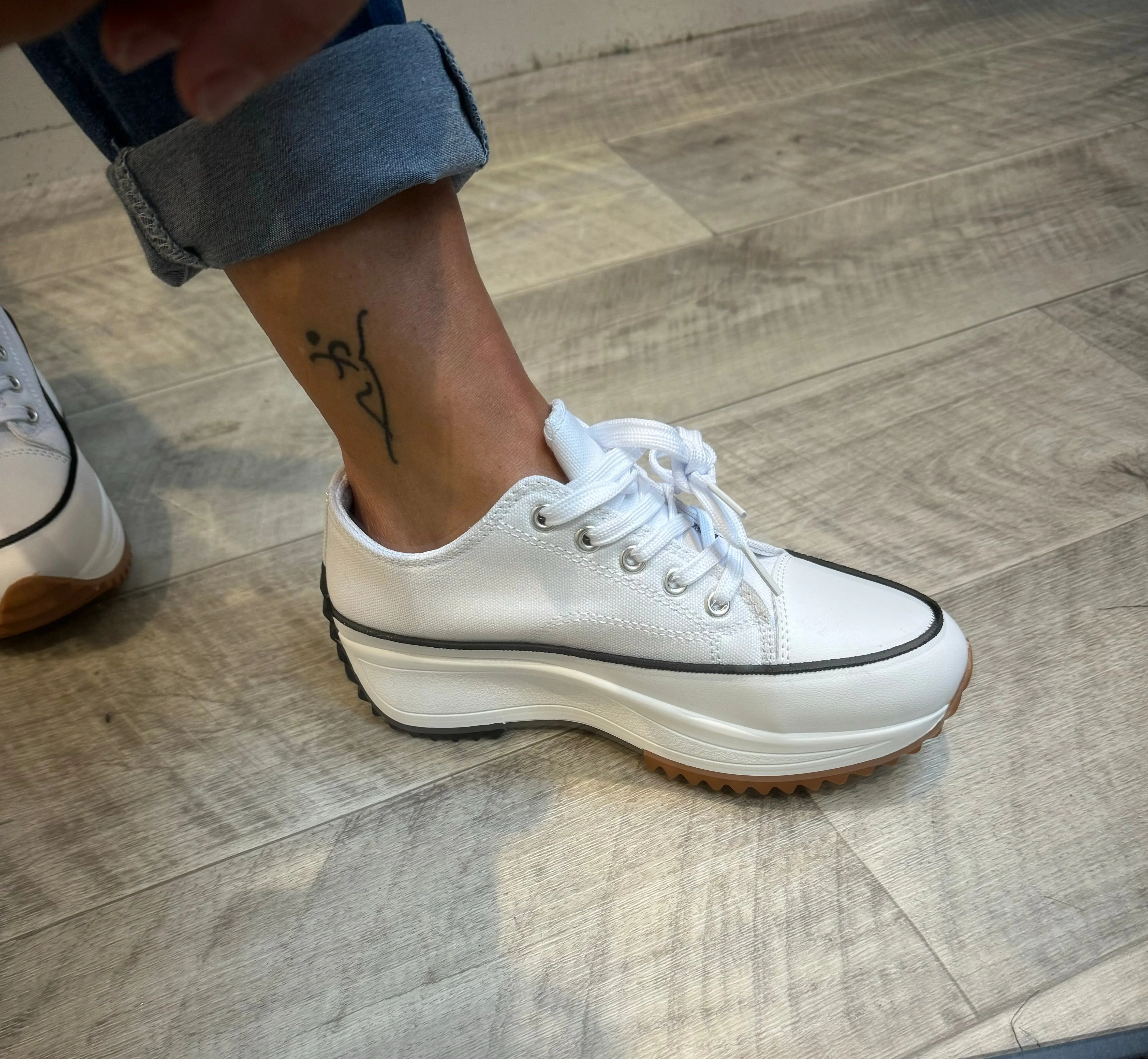 Canvas Lace up Wedge Trainer