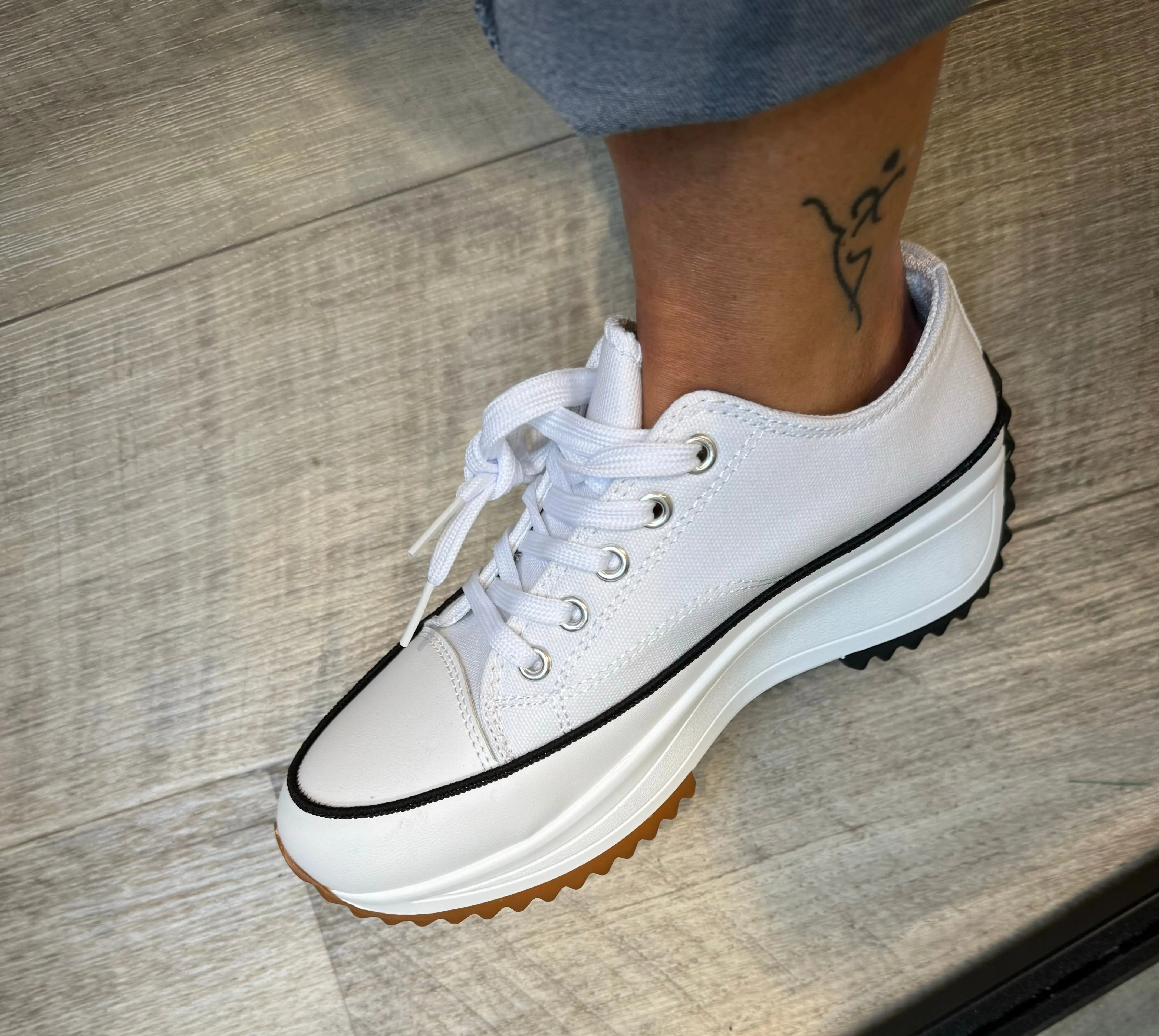 Canvas Lace up Wedge Trainer