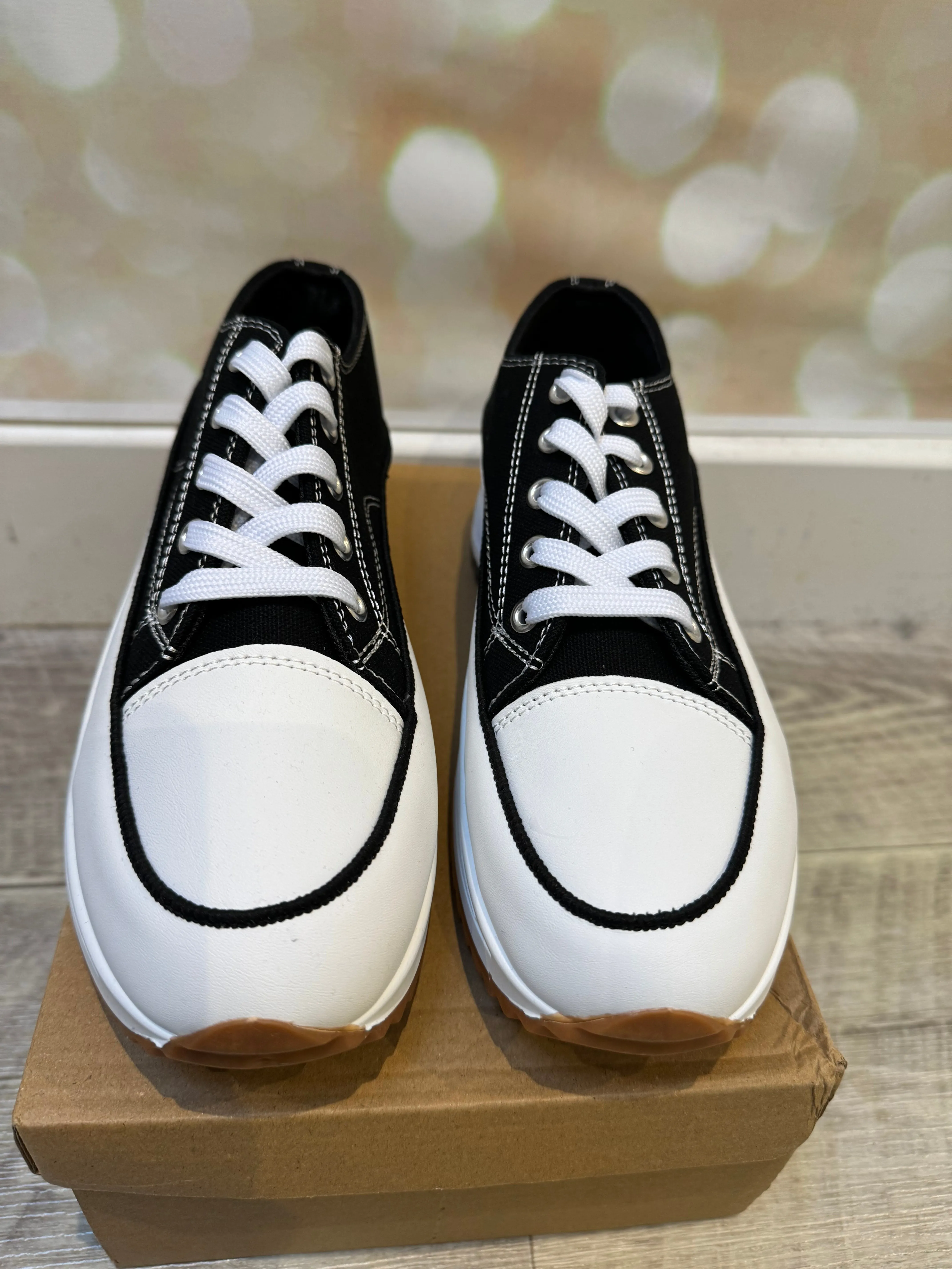Canvas Lace up Wedge Trainer