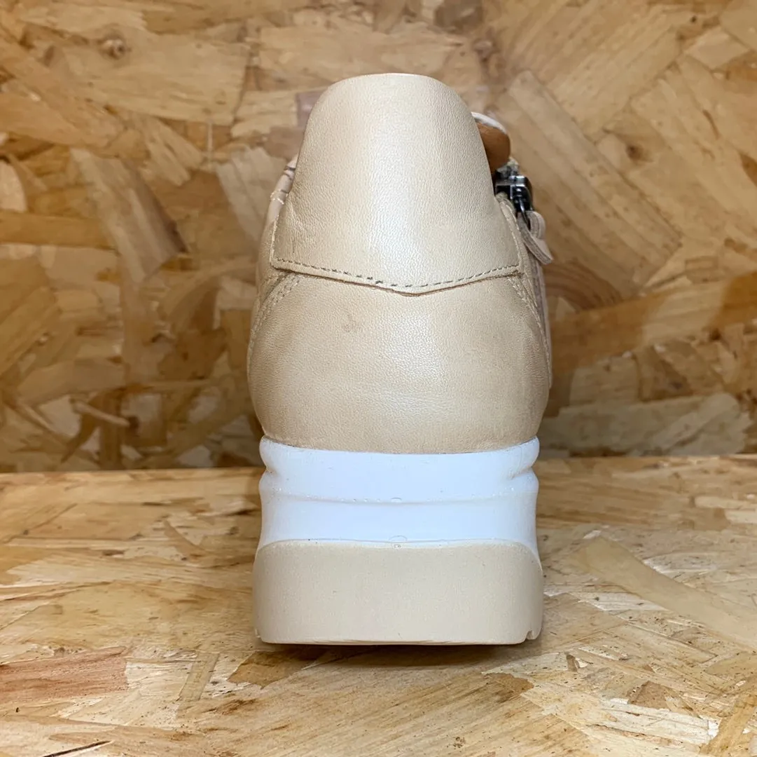 Carmela Womens Leather Fashion Trainers - Beige