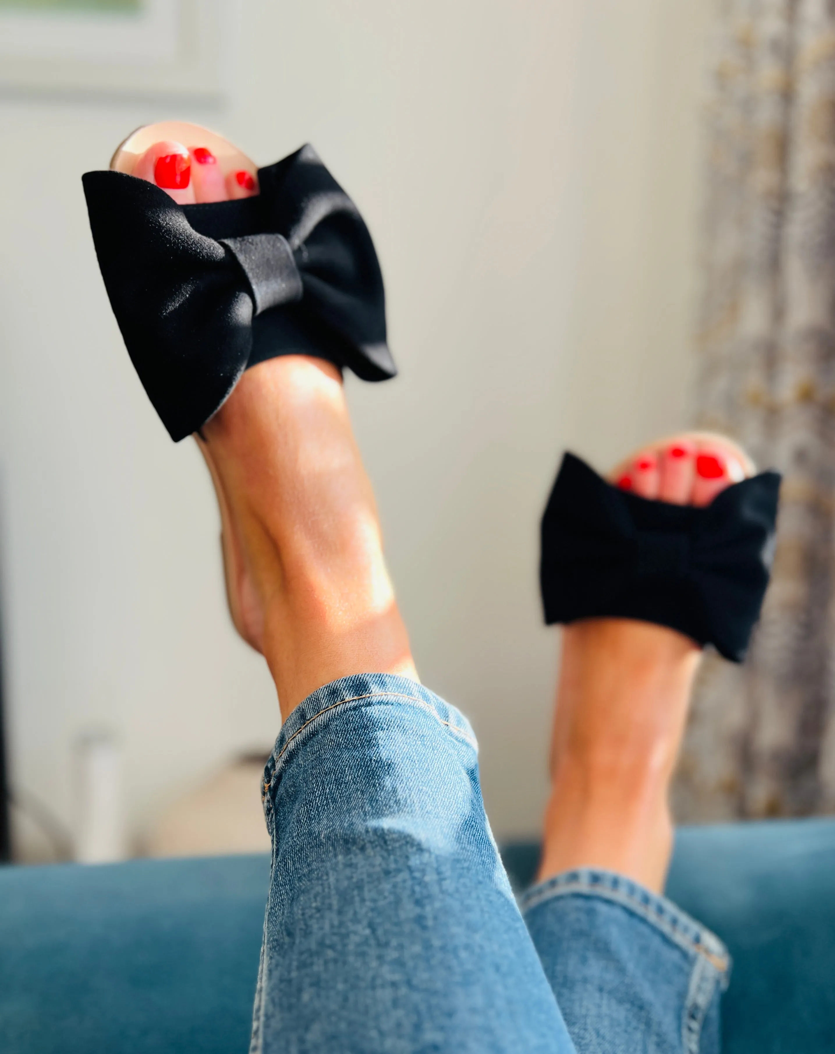 Soirée Bow Slider